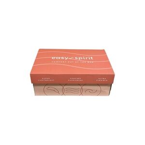 Empty Easy Spirit Shoe Box